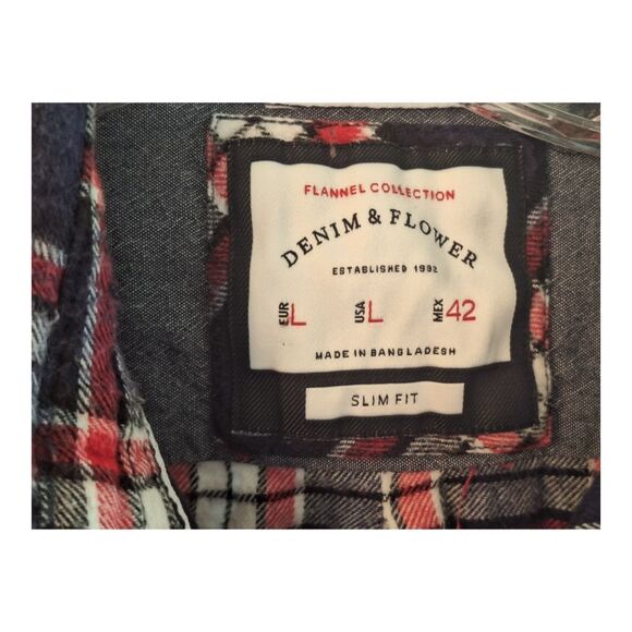 Denim & Flower Flannel Collection Button Up Pockets Red White Blue Plaid L Slim - Picture 4 of 12